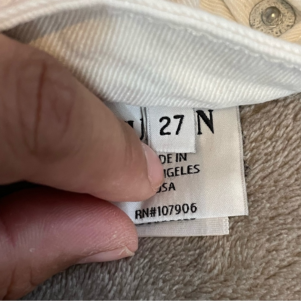 Hudson White Shorts size 27 - Picture 6 of 7